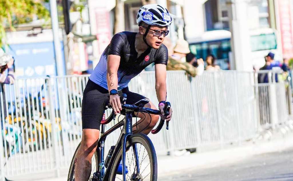 “鲲鹏径”全球铁人传奇之丁寻