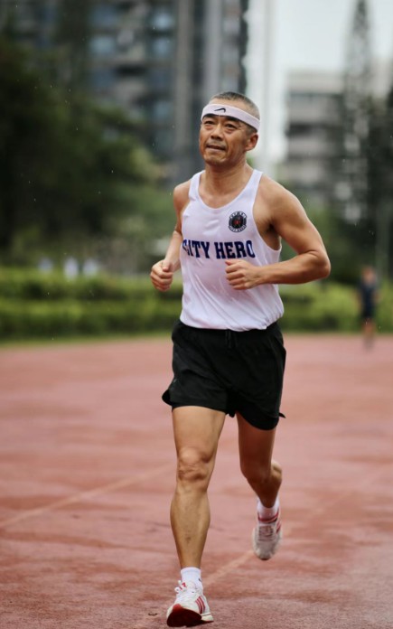 “鲲鹏径”全球铁人传奇之郭磊的钢铁意志与平凡坚守