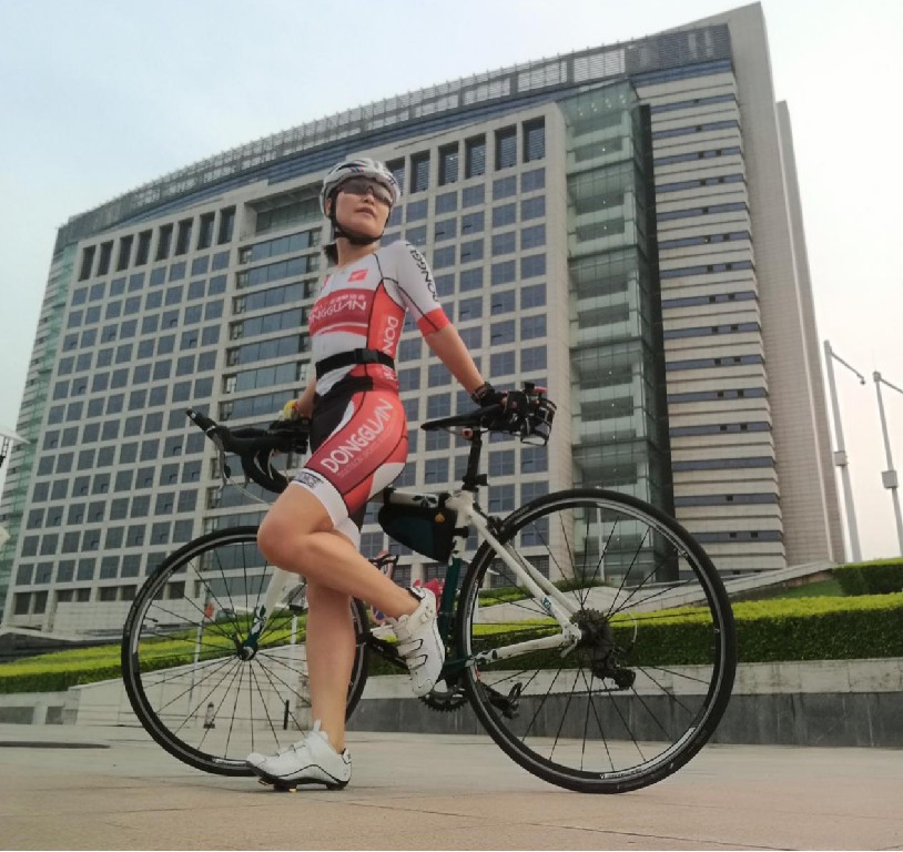 “鲲鹏径”全球铁人传奇之李妙仪 从外交官到铁人健将的非凡篇章