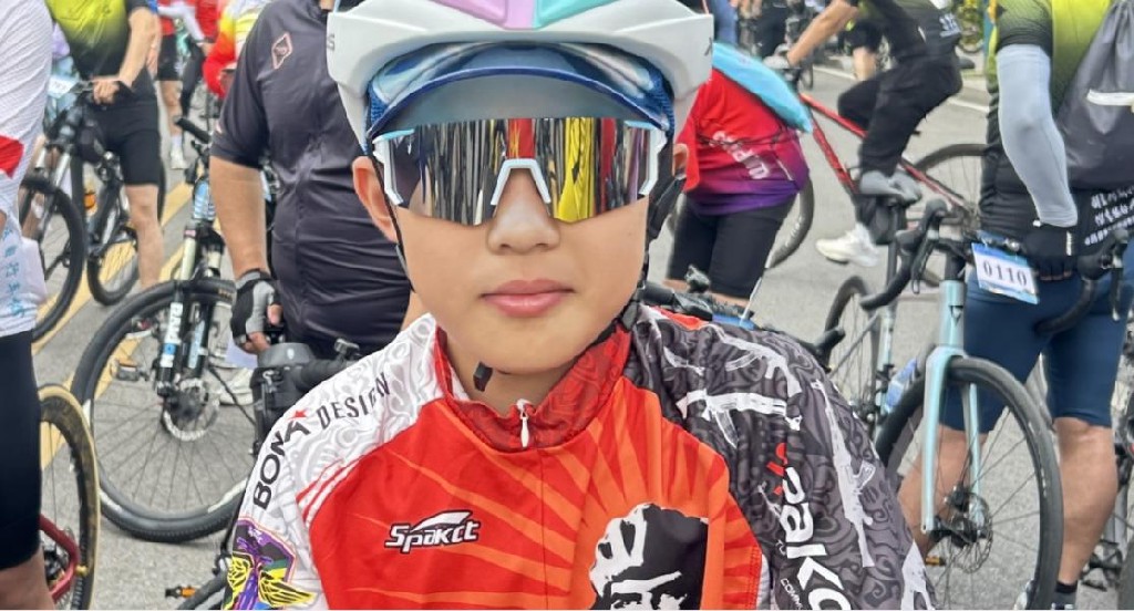 钟浩宇：小铁人冠军的成长故事