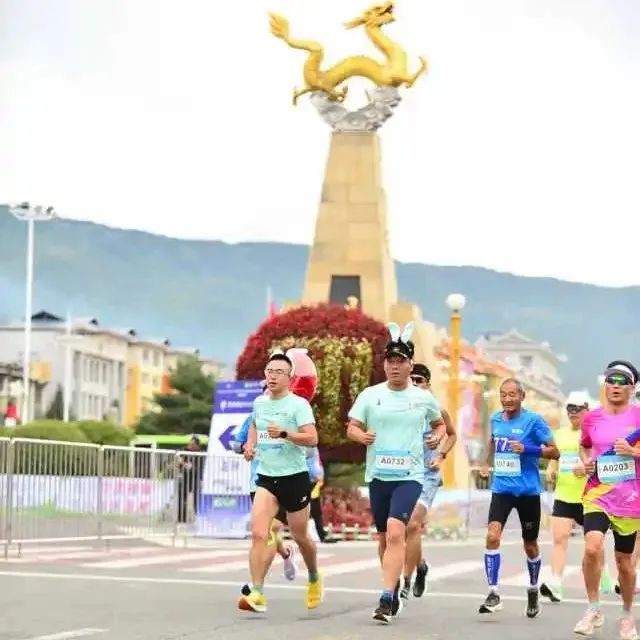 “鲲鹏径”全球铁人传奇之刘宇  铁人逐梦