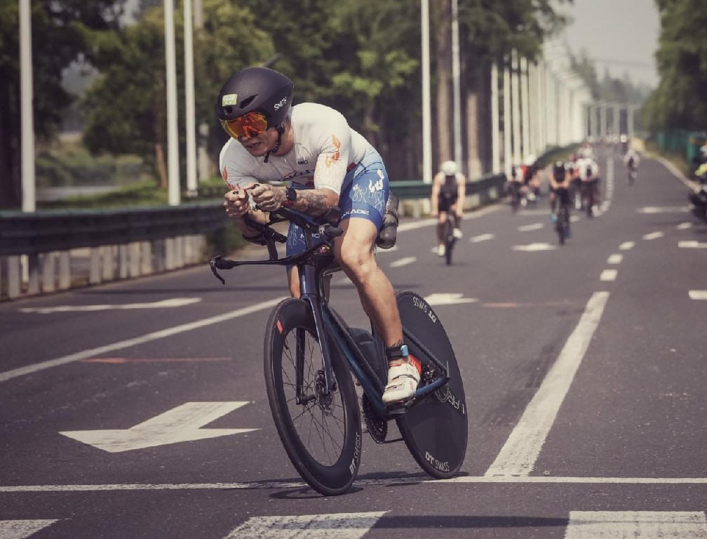 “鲲鹏径”全球铁人传奇之吕何丰·三丰：新疆·哈密铁人自传