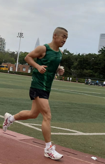 “鲲鹏径”全球铁人传奇之郭磊的钢铁意志与平凡坚守