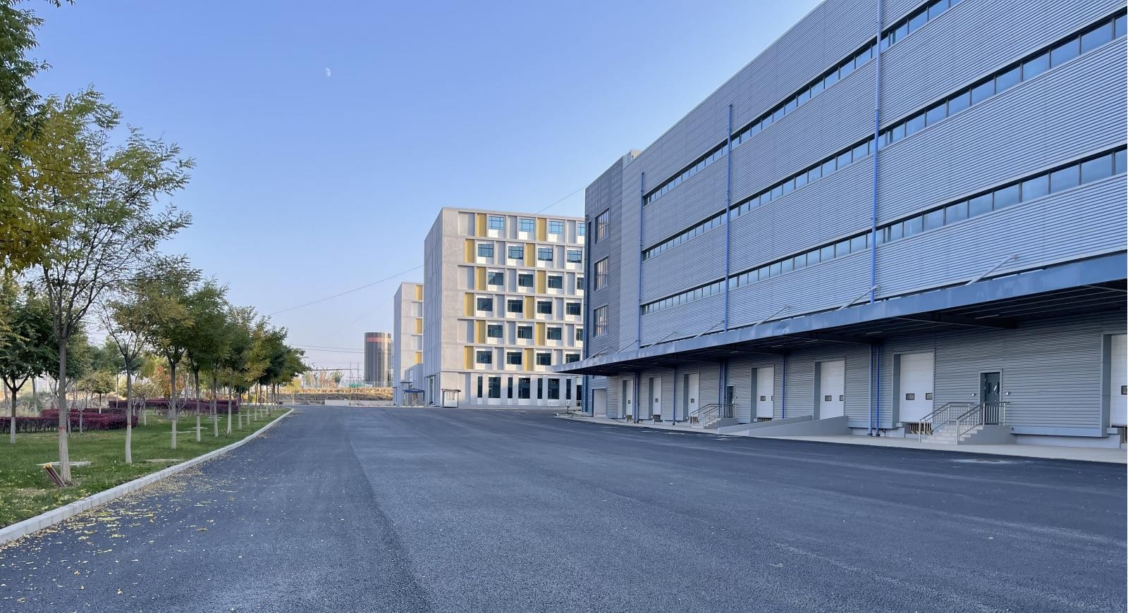 国际商业卫视考察兰州经开区 TIR卡航项目蓄势待发 打造国际物流新通道