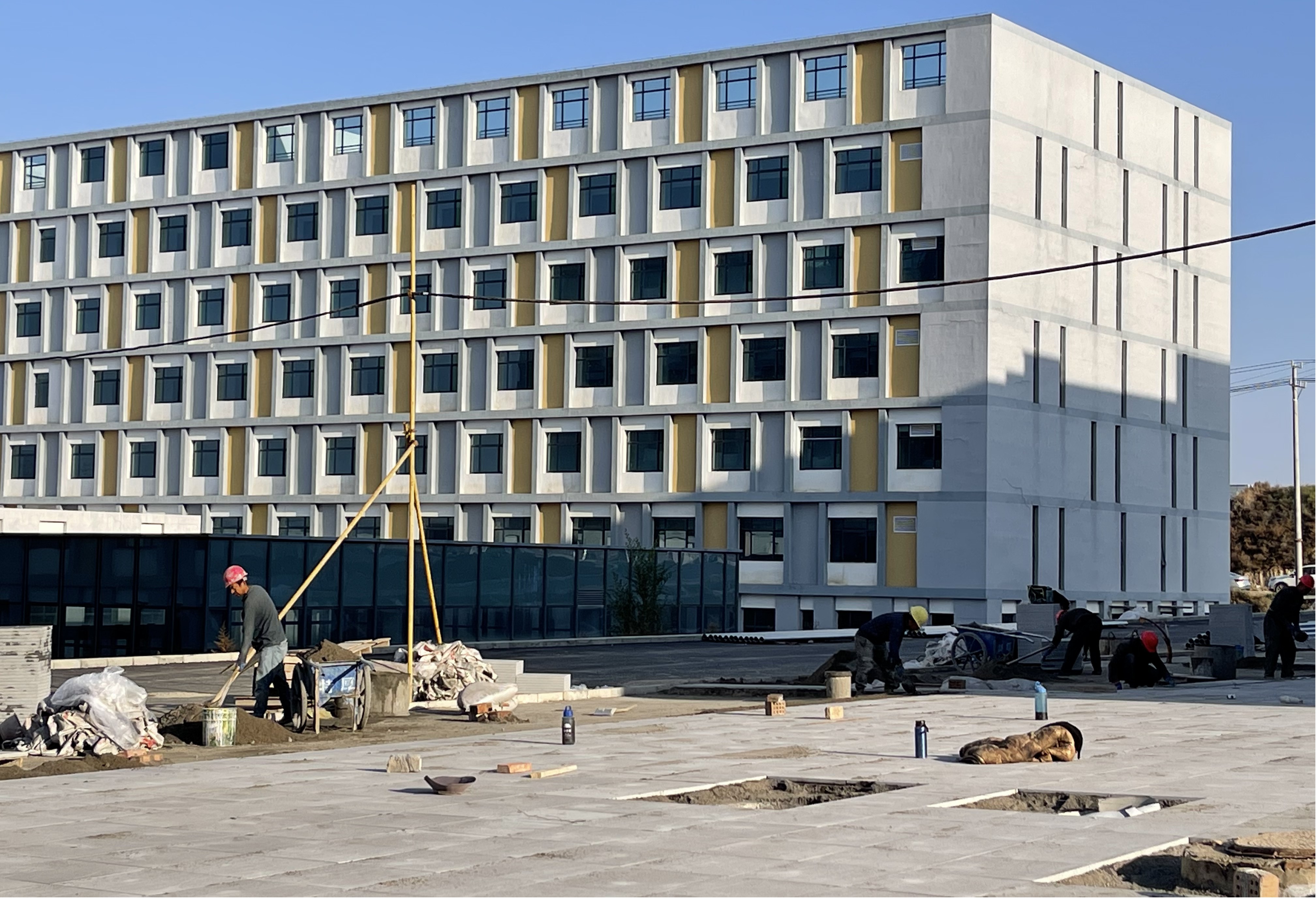 国际商业卫视考察兰州经开区 TIR卡航项目蓄势待发 打造国际物流新通道