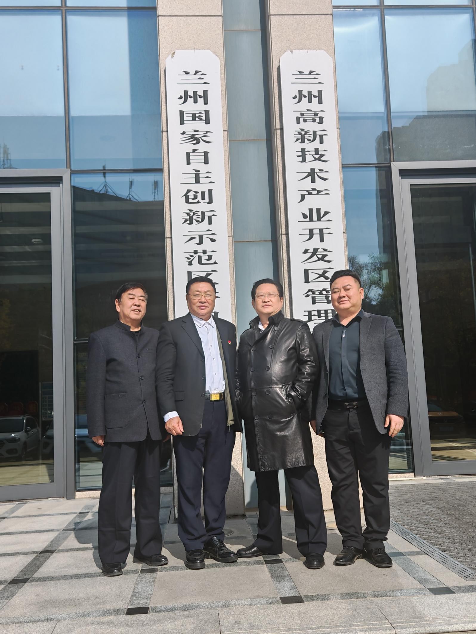 国际商业卫视考察兰州经开区 TIR卡航项目蓄势待发 打造国际物流新通道