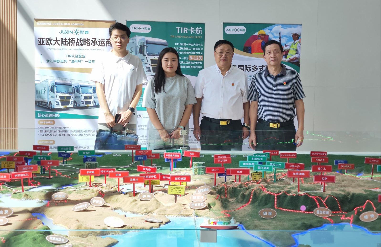 国际商业卫视考察兰州经开区 TIR卡航项目蓄势待发 打造国际物流新通道