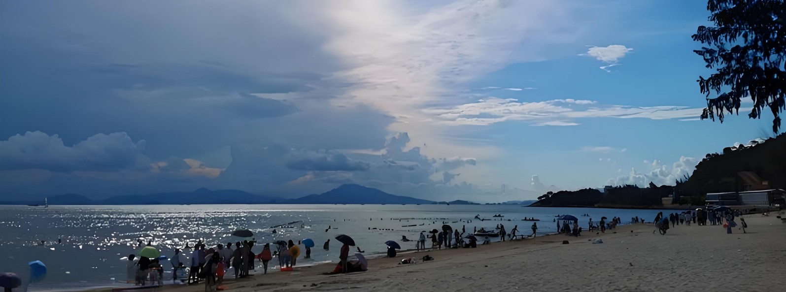 巽寮湾“驿动食界”十一黄金周活动联动天后宫与渔业村 双会场点亮滨海文旅新体验,推动区域消费活力升级